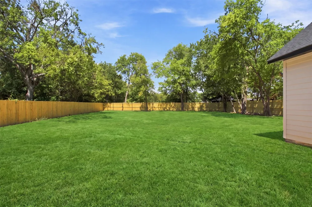 3023 Mallory Drive Dallas, TX 75216