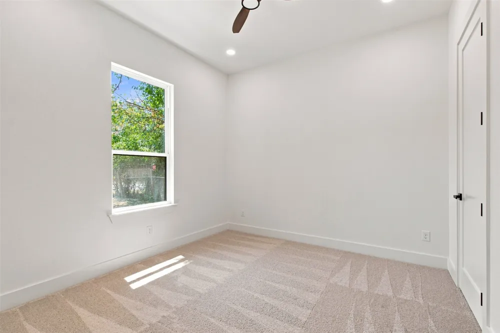 3023 Mallory Drive Dallas, TX 75216
