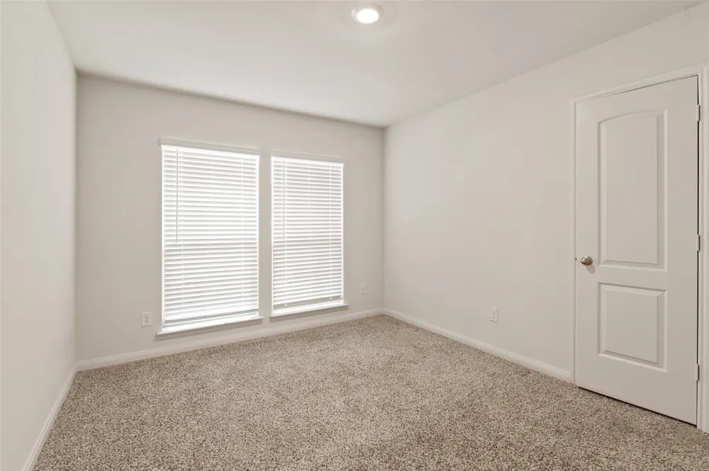 175 Aster Drive Sanger, TX 76266