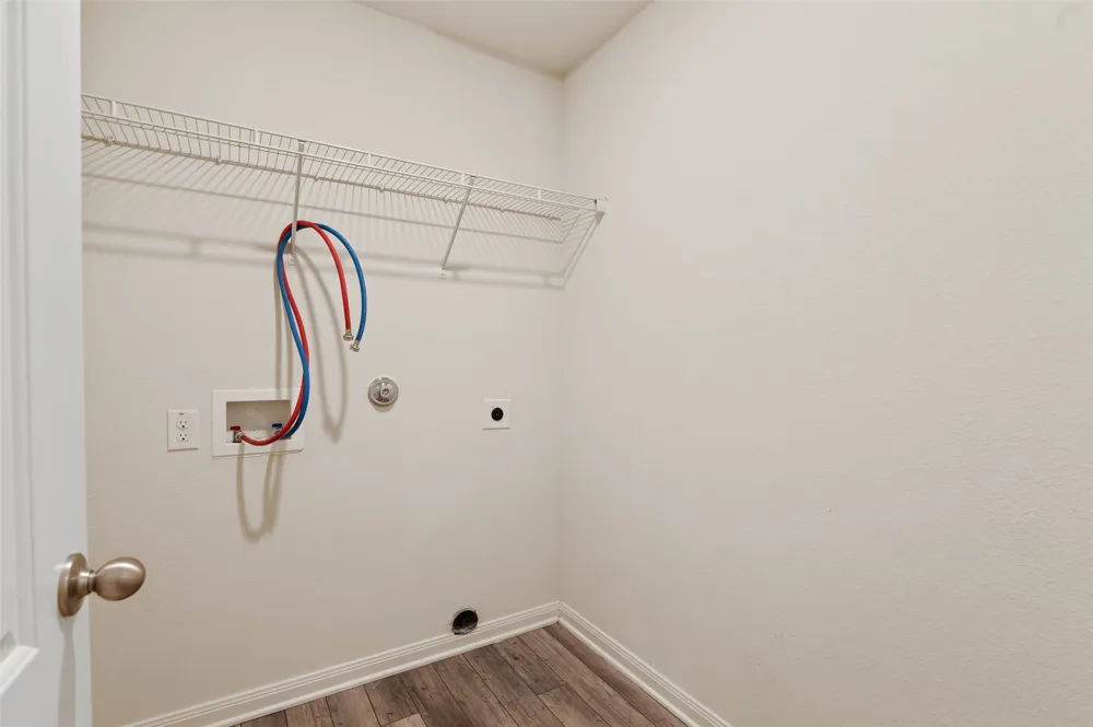 175 Aster Drive Sanger, TX 76266