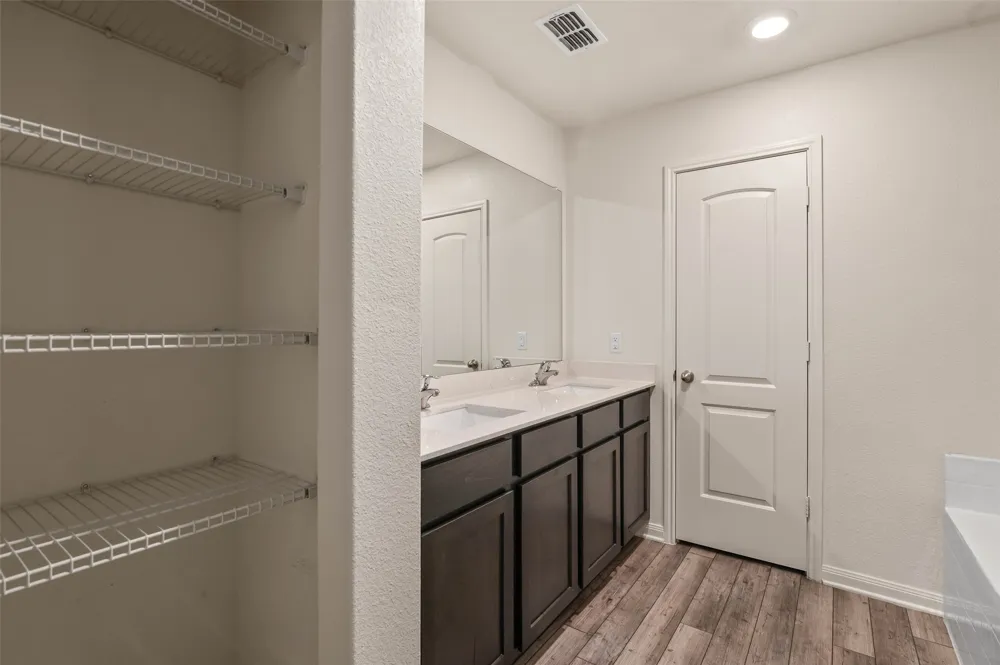 175 Aster Drive Sanger, TX 76266