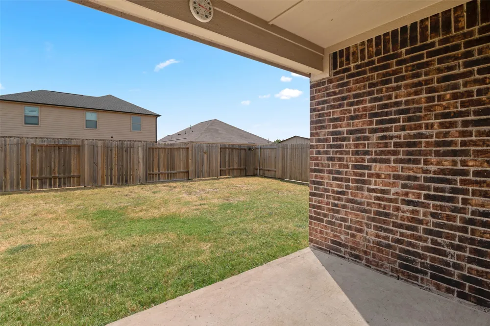 175 Aster Drive Sanger, TX 76266