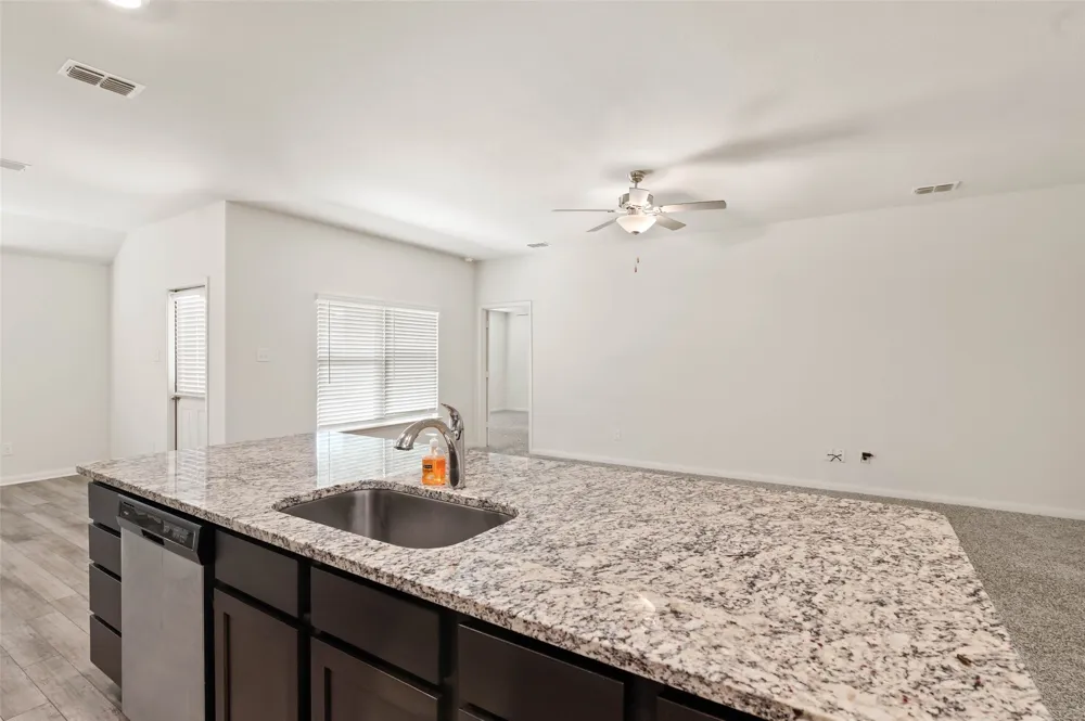 175 Aster Drive Sanger, TX 76266