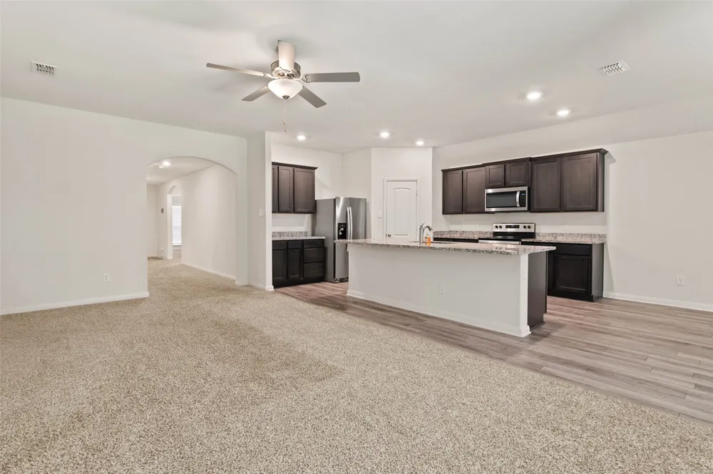 175 Aster Drive Sanger, TX 76266