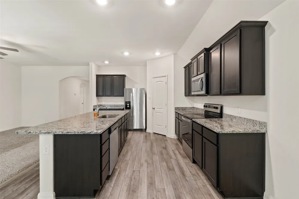 175 Aster Drive Sanger, TX 76266