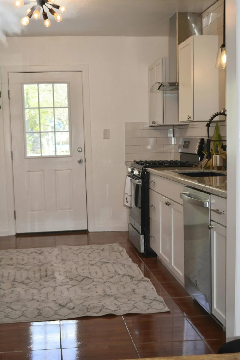 828 Holly Street La Marque, TX 77568