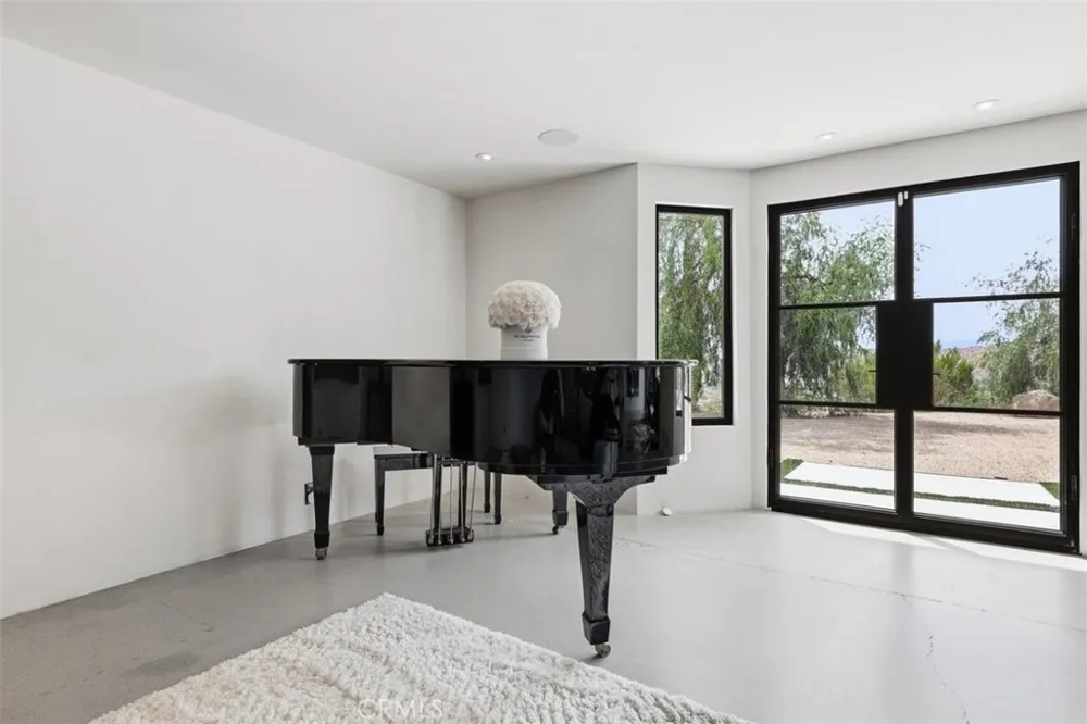 49988 Aspen Morongo Valley, CA 92256