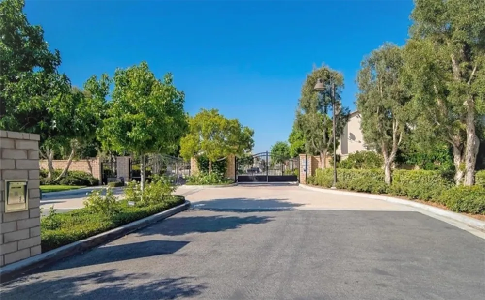 2519 Cornerstone Costa Mesa, CA 92626