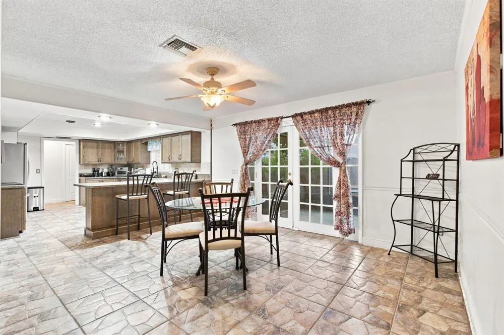 2730 Fairway Drive Fort Pierce, FL 34982