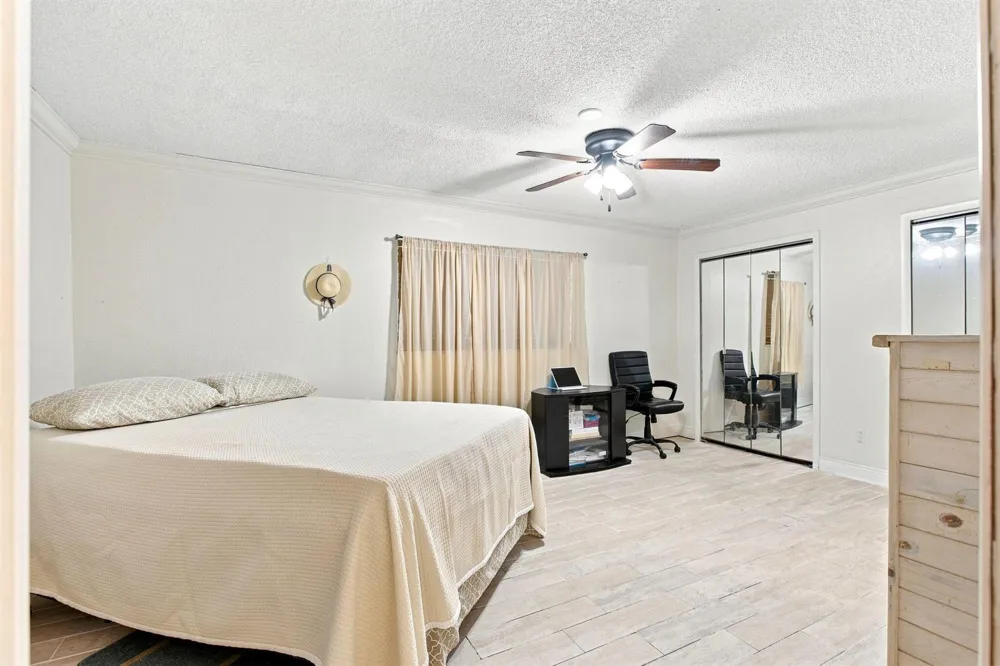 2730 Fairway Drive Fort Pierce, FL 34982