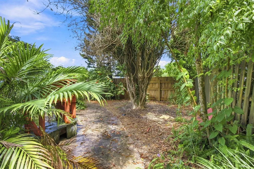 2730 Fairway Drive Fort Pierce, FL 34982