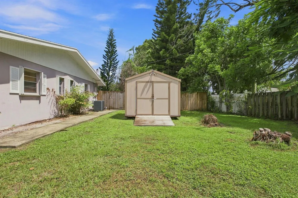 2730 Fairway Drive Fort Pierce, FL 34982