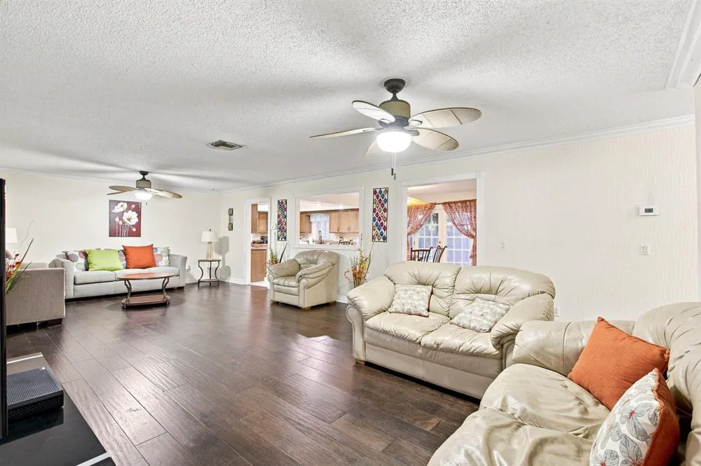 2730 Fairway Drive Fort Pierce, FL 34982