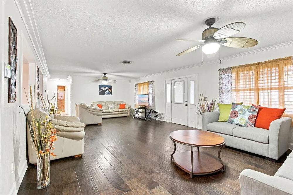 2730 Fairway Drive Fort Pierce, FL 34982
