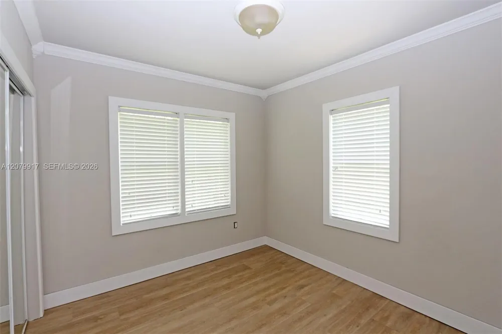 3375 Franklin Ave #B Miami, FL 33133