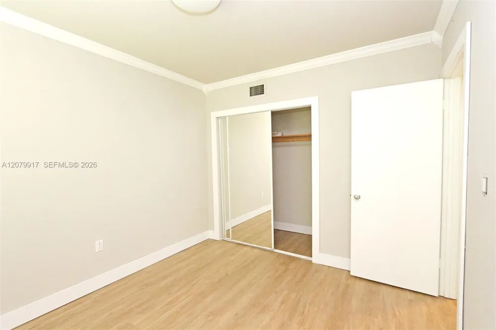 3375 Franklin Ave #B Miami, FL 33133