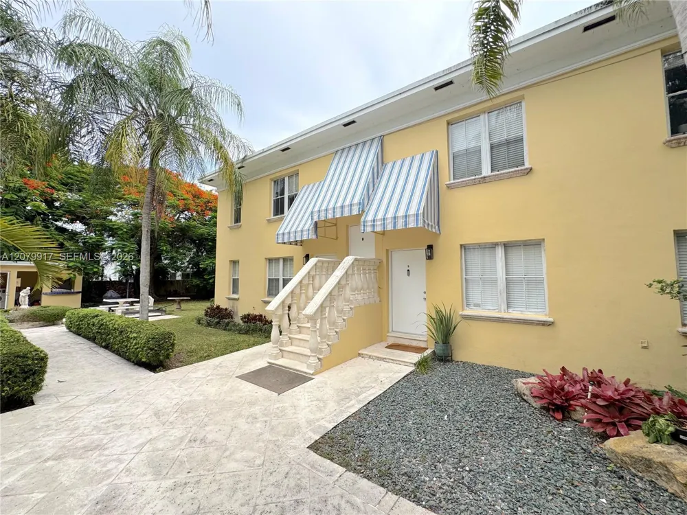 3375 Franklin Ave #B Miami, FL 33133
