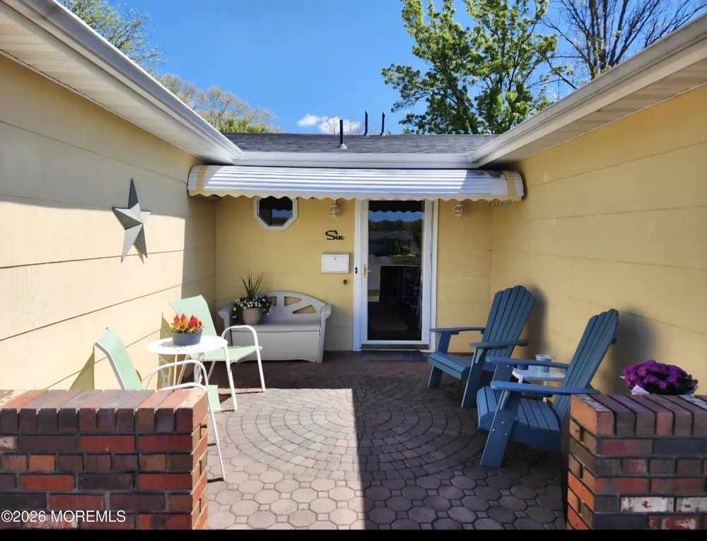 6 Burns Court Brick, NJ 08724