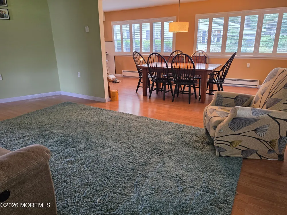 6 Burns Court Brick, NJ 08724