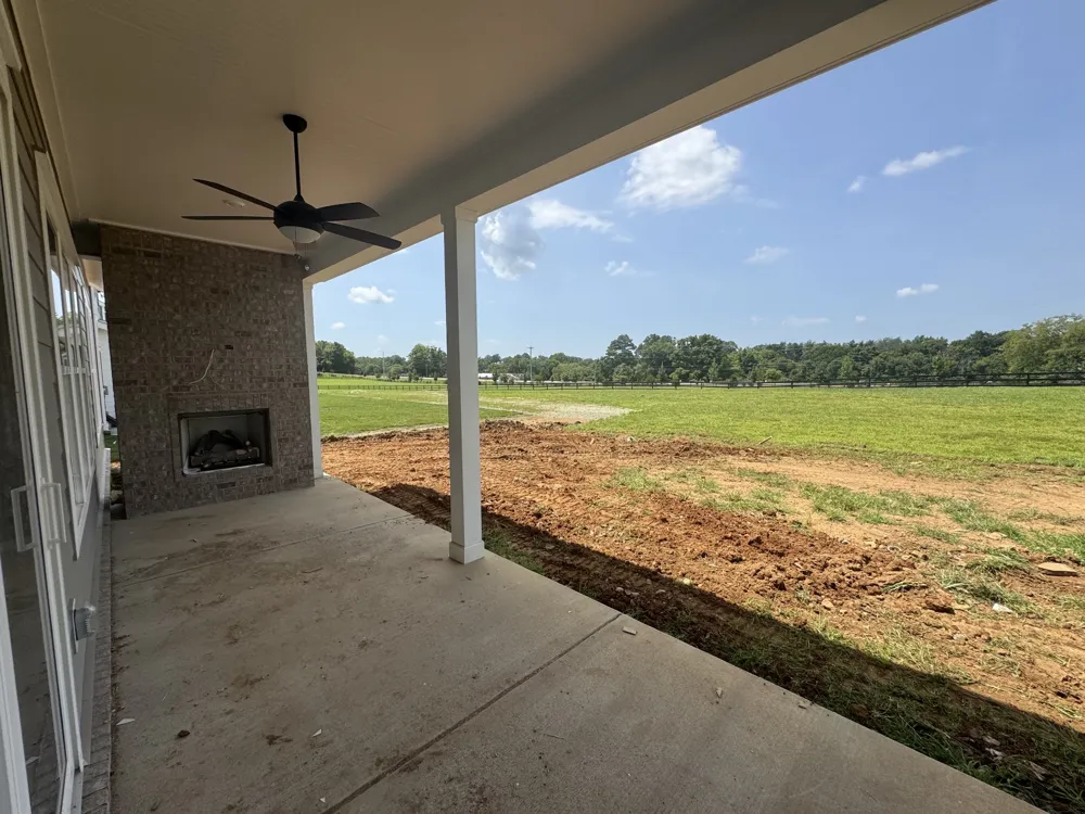 5037 Fairhaven Cir Thompsons Station, TN 37179