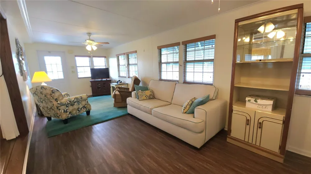 3333 26TH AVENUE E #1116 Bradenton, FL 34208