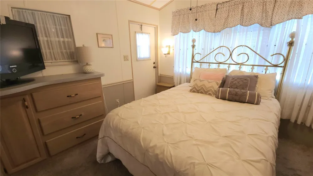 3333 26TH AVENUE E #1116 Bradenton, FL 34208