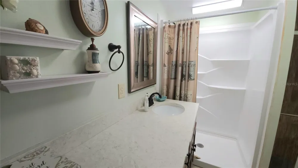 3333 26TH AVENUE E #1116 Bradenton, FL 34208