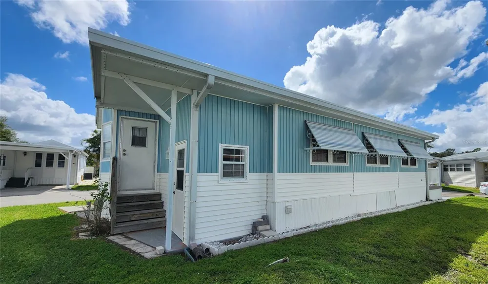 3333 26TH AVENUE E #1116 Bradenton, FL 34208