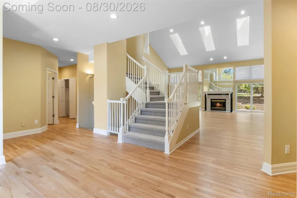 5593 Warrenshire Drive West Bloomfield Charter Township, MI 48322