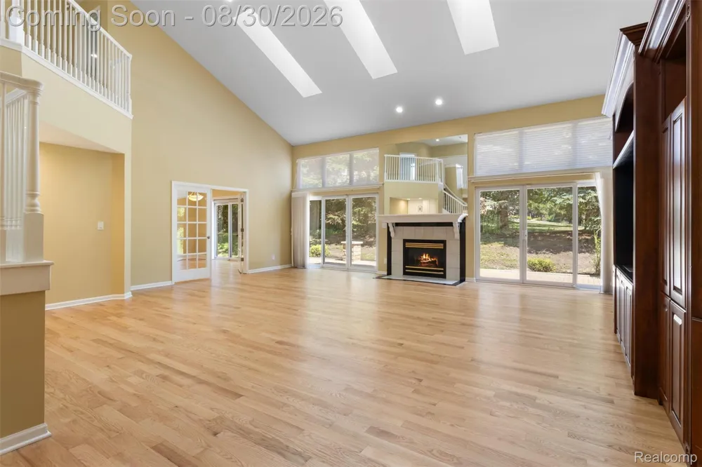 5593 Warrenshire Drive West Bloomfield Charter Township, MI 48322