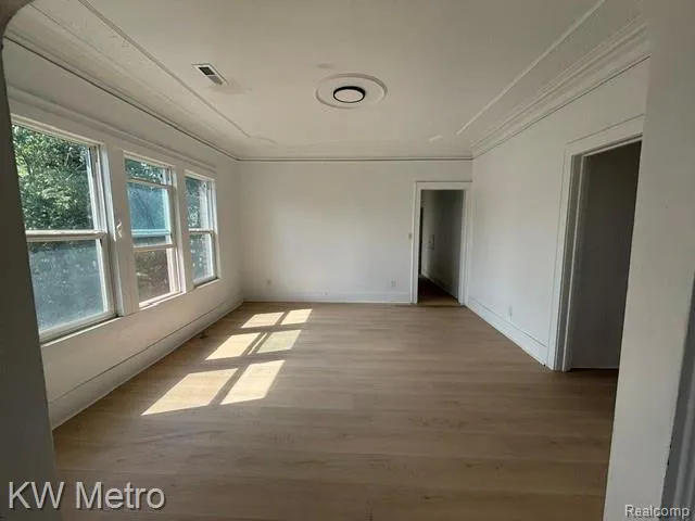2952 Elmhurst Street Detroit City, MI 48206