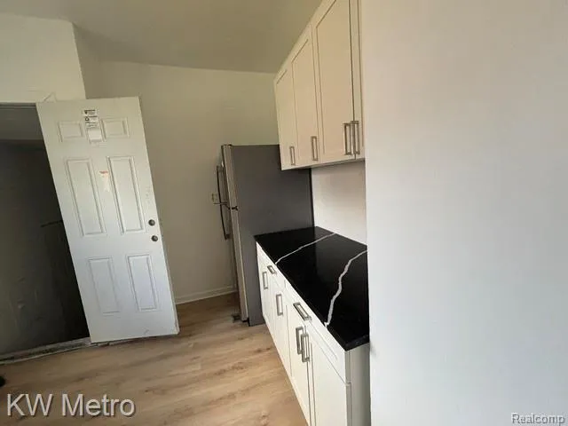 2952 Elmhurst Street Detroit City, MI 48206