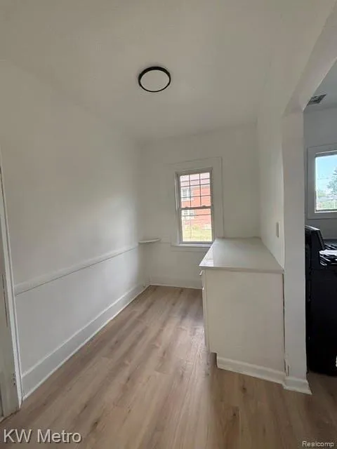 2952 Elmhurst Street Detroit City, MI 48206
