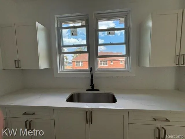 2952 Elmhurst Street Detroit City, MI 48206