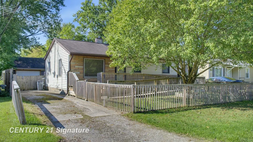 3303 W Lyndon Avenue Mt Morris City, MI 48504