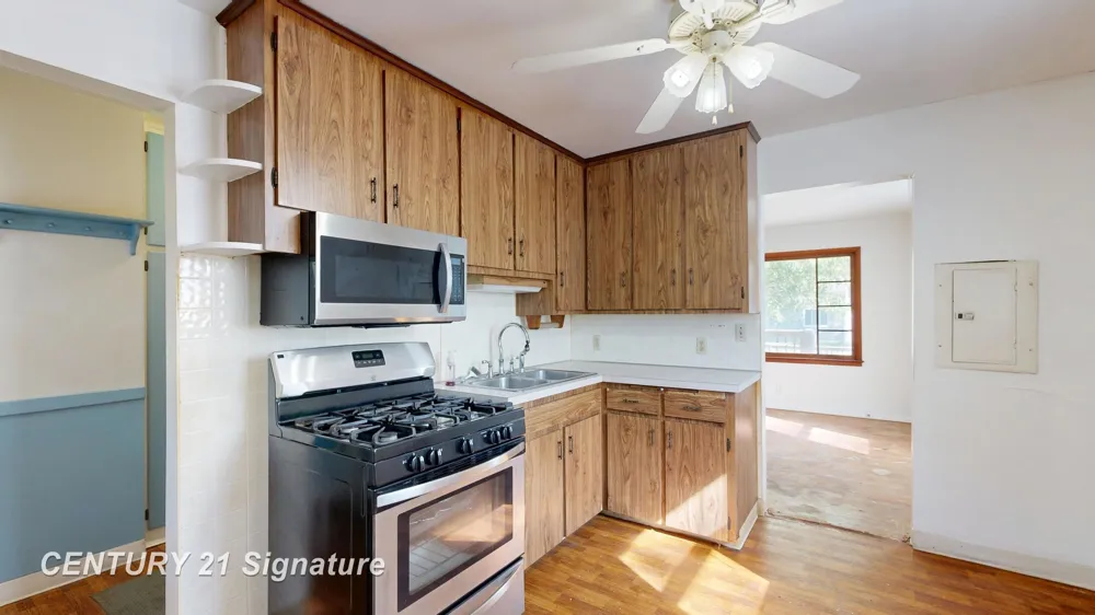3303 W Lyndon Avenue Mt Morris City, MI 48504