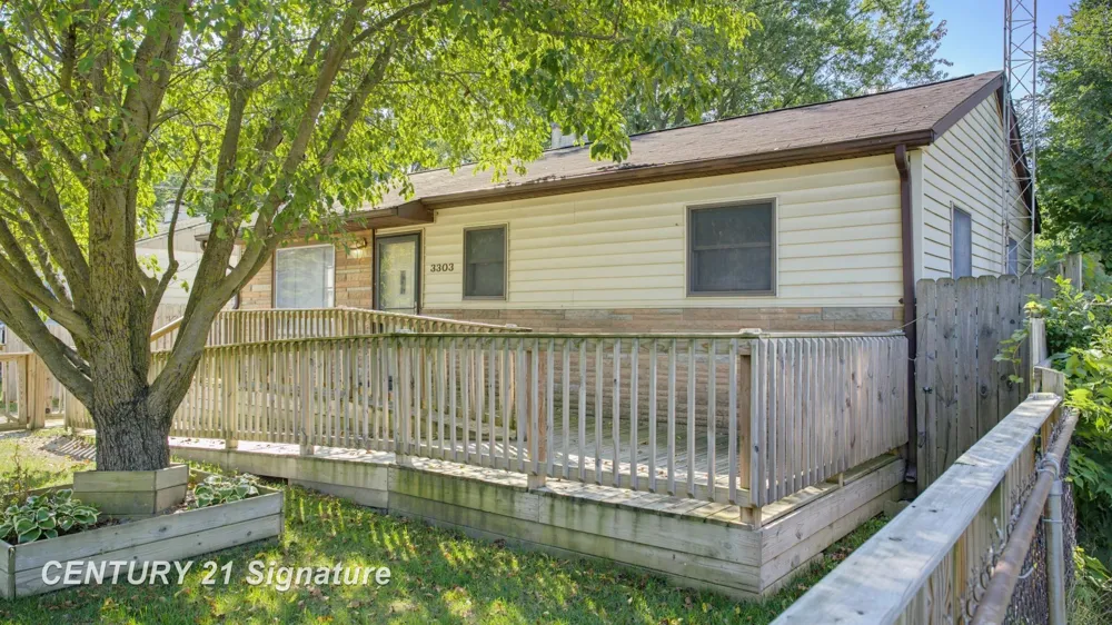 3303 W Lyndon Avenue Mt Morris City, MI 48504