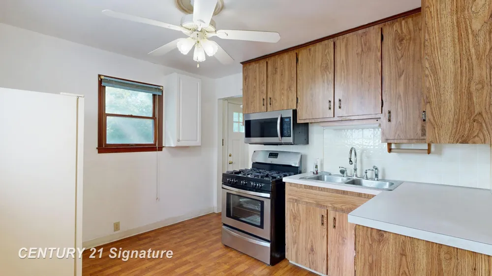 3303 W Lyndon Avenue Mt Morris City, MI 48504