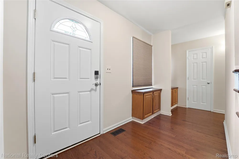 24540 Olde Orchard Street #29 Novi City, MI 48375
