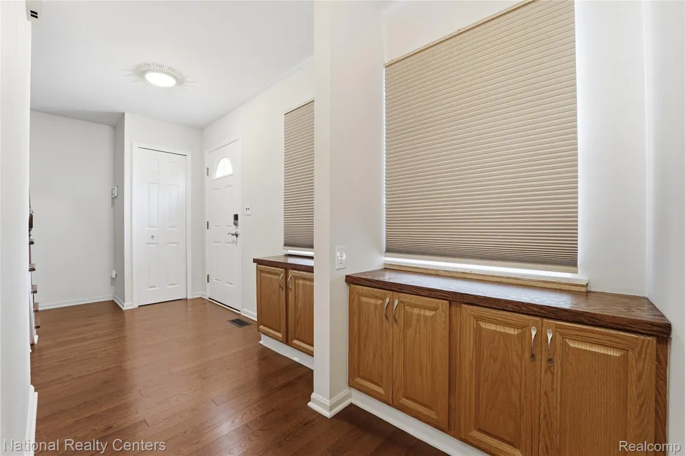 24540 Olde Orchard Street #29 Novi City, MI 48375
