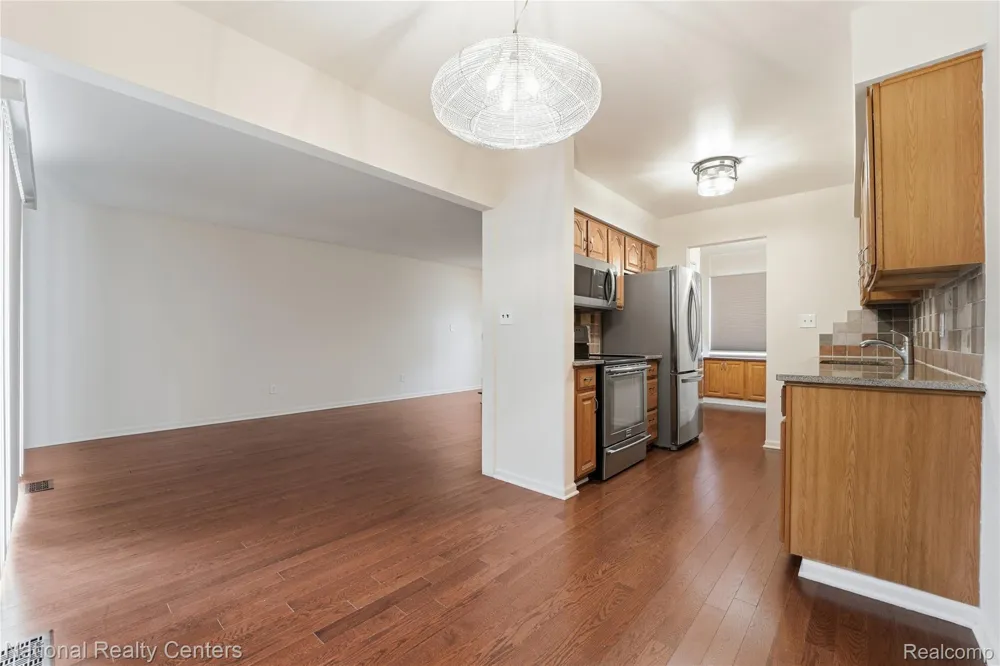 24540 Olde Orchard Street #29 Novi City, MI 48375