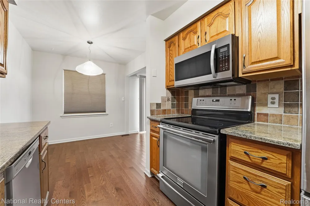 24540 Olde Orchard Street #29 Novi City, MI 48375