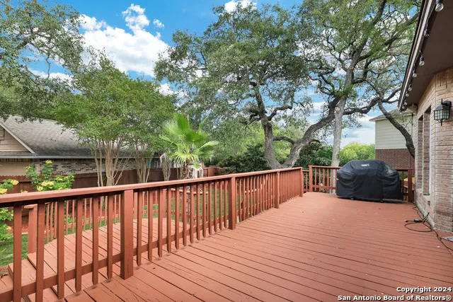 5 Willow Heights Dr San Antonio, TX 78254