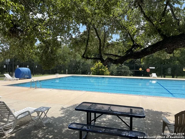 5 Willow Heights Dr San Antonio, TX 78254