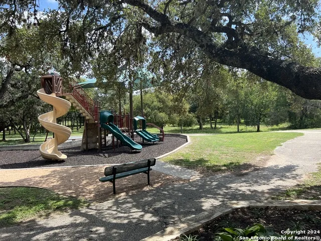 5 Willow Heights Dr San Antonio, TX 78254