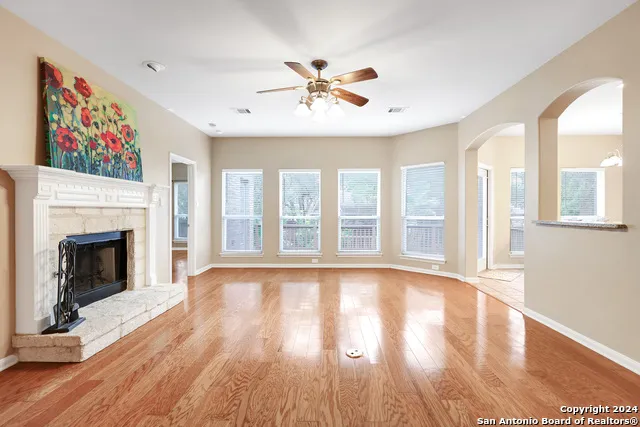 5 Willow Heights Dr San Antonio, TX 78254