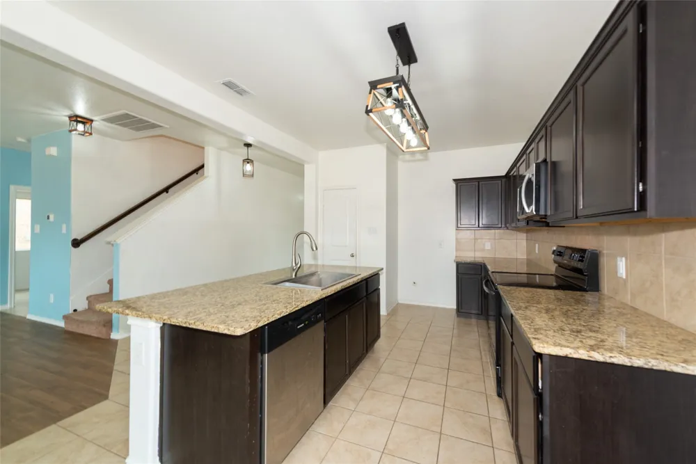 324 Fairgrounds Lane Ponder, TX 76259