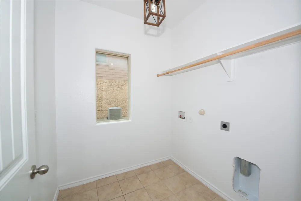 324 Fairgrounds Lane Ponder, TX 76259