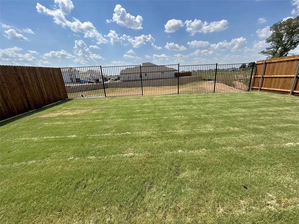 3704 E Deer Drive Drive E Princeton, TX 75071