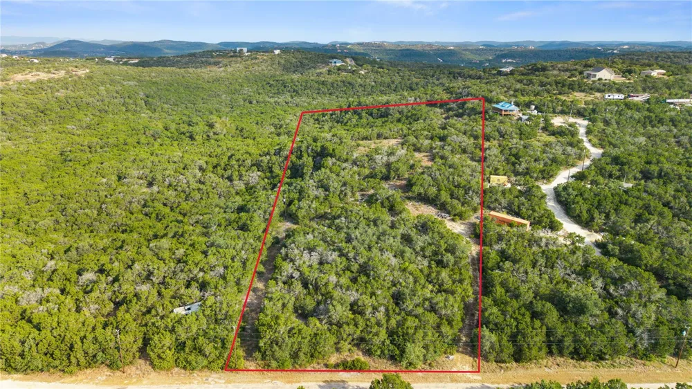 240 County Road 2704 Mico, TX 78056